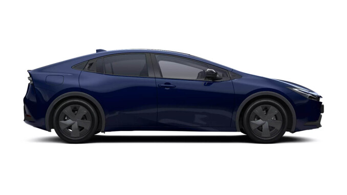 Toyota Prius 2.0 PHEV Design 5dr CVT Hatchback - Image 3